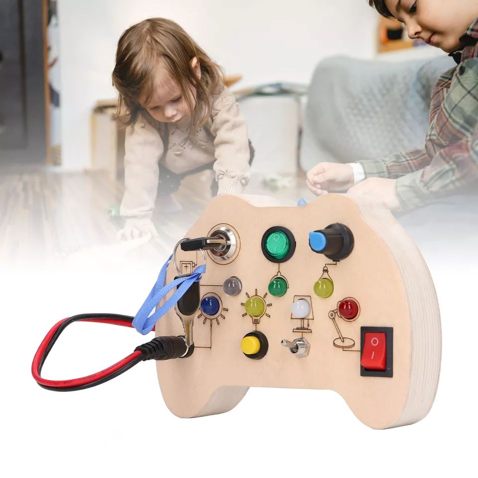 Tableau Montessori - BusyBoardCircuit™ - Manette